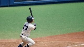 [硬式野球] 投手陣の踏ん張りと橋本吏が勝利を後押し 最終週へ弾みをつける