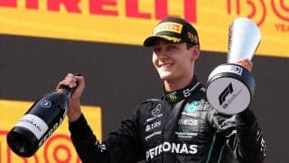F1レーサー、女性レポーターを守った“咄嗟のモテ行動”に海外注目「ジェントルマン」