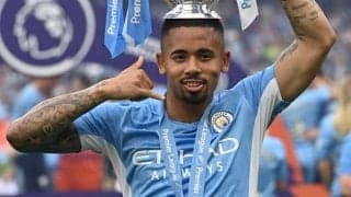 ガブリエウ・ジェズスが優勝&第1子誕生のWおめでた！インフルエンサーの恋人との間に長女が生まれる