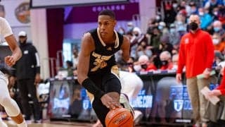 隻腕の高校選手、エマニュエルにNCAA1部のノースウェスタン州立大学からオファー