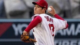 【MLB】大谷翔平、相手選手をベンチへ“誘導”　ほっこりシーンに米放送局は爆笑