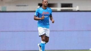 ナポリ、オプション行使でファン・ジェズスとの契約を1年延長