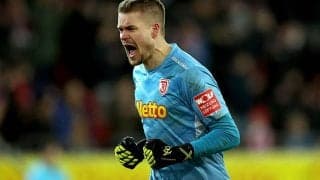 ビュルキ&ヒッツ退団のドルトムント、2部レーゲンスブルクからGKマイヤーを獲得