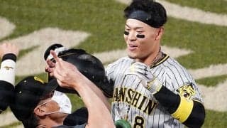 矢野監督の「ベンチ叩き最高」　佐藤輝の激ムズ弾は「ギータに劣らないド変態打ち」