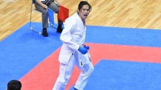 【空手道部】組手試合団体戦で女子が健闘