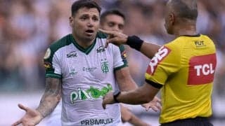 アグエロの元相棒、“渡り鳥”マウロ・サラテが母国復帰で14クラブ目に