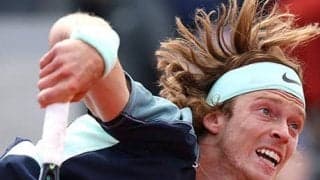 ルブレフ、シナー棄権で8強
