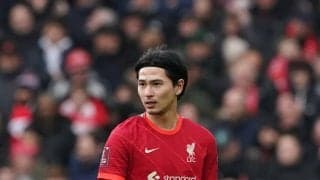 日本代表・南野拓実はリバプール「背番号10」MF退団で「序列アップの可能性」!「バルセロナFW」加入で生まれ変わるレッズの新たな「攻撃ユニット」予想