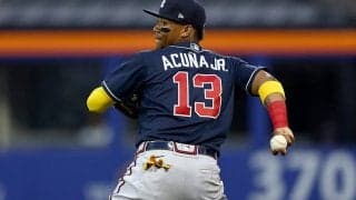 【MLB】まるで異次元…“手投げ”の106ｍが「とんでもない」　ノーステップ爆肩が「キャノン」