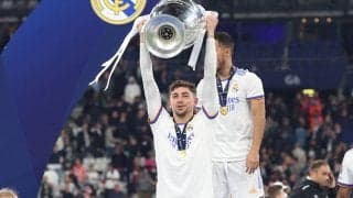 「リバプールDFより2歳の息子の方が…」子煩悩なレアルMFバルベルデが“痛烈”ジョーク