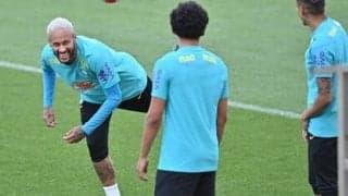 日本代表戦にブラジル国内で懐疑の声。一方、ネイマールらは羽を伸ばして絶好調だったが…