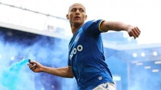 リシャルリソン、発煙筒の投げ返しでFAから処分