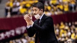 川崎が佐藤賢次HCの続投を発表「川崎からバスケの未来を作りましょう」