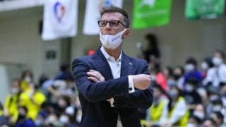 西宮がマティアス・フィッシャーHCの退任を発表「ともに戦った3シーズンは楽しい経験だった」