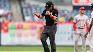 【MLB】エンゼルスに起こった悲劇　塁審がまさかの併殺“阻止”にヤ軍ファン歓喜「ナイス！」
