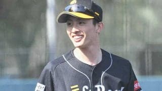 「これはネコの動きだな」安打もぎ取る“2回転飛び”にファン驚愕「うさぎジャンプ」