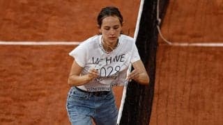 女性客がテニス全仏でまさかの妨害行為　海外解説者「選手はたまったもんじゃない」