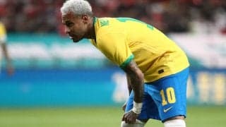 負傷が心配されるネイマールの右足が公開、内出血や変色も…日本戦への影響は