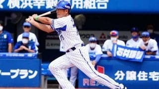 「現役そのまんまやん」　レジェンド打者の“細かすぎる”仕草にファン感激「泣ける」