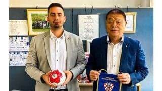 十日町とクロアチア、日韓W杯から20年続く友情　選手も感動した市民数千人の見送り