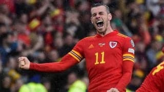 ウクライナ敗北！元レアルのベイル、ウェールズ代表「64年ぶり2度目」W杯出場をもたらした「OG誘発」強烈FKと試合後「ウクライナ代表MF」をねぎらう姿