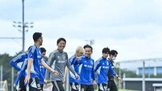 冨安健洋が千葉市内で全力走開始！ ブラジル戦翌日の練習で合流ならずも「復帰へ大きな一歩」
