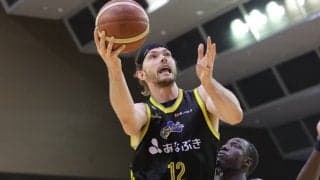 香川がオーストラリア代表のアンガス・ブラントら3選手との契約継続を発表