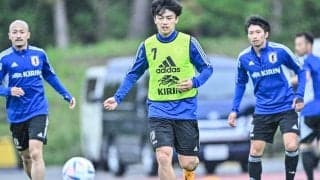 日本代表が6月8日の練習で試した「2つの3トップ」最前線は上田綺世か浅野拓磨か、それとも古橋か