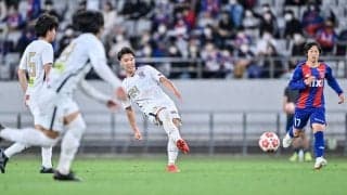 FC東京アルベル監督が富士大学の円陣に「男気の緊急参加」！ 「勇気を評価する」と学生に激励の言葉を送る