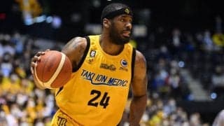 仙台がチーム得点王のジャスティン・バーレルと契約継続「成長し続けます」