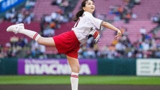 「え、可愛い」ショーパン姿で豪快足上げ…笑顔はじける女子アナが「素敵ですね」