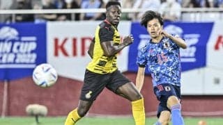 日本代表、三笘薫の序列はもはや南野拓実より上!?激化する3トップ｢レギュラー争い｣!!SNS上では｢左WGは南野より三笘｣の声多数…エースは中央でプレーすべき