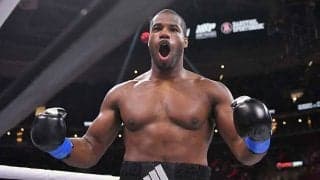 世界ヘビー級挑戦者　巨漢118kgを瞬殺した左フックに英紙絶賛「王者終焉を告げる一撃」