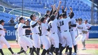 【大学野球】亜大、20年ぶり5度目の日本一　青山が1失点完投、珍しい単独ホームスチールも成功