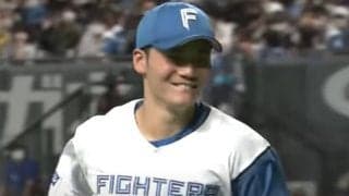 突っ伏す走者横目に「清宮うっきうき」　2秒の美技は「何が起こったかわからず」