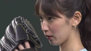 始球式のキュートな笑顔は「本物の天使」　登録100万人到達「パテレ」で526万再生