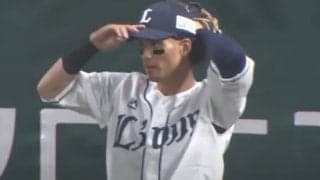 イケメンの“空中浮遊キャッチ”が「かっこよすぎ」　交流戦最終週のベスト守備に衝撃