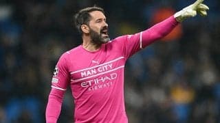 シティが36歳の第3GKカーソンと新たに1年契約　「これからも他のGKたちの力に」