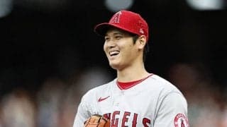５勝目の大谷翔平、会心の投球に思わず審判と握手！？「ショウヘイ、審判は友だちではないよ」と米記者ツッコミ