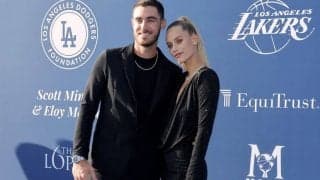 【MLB】モデル美女や大胆ドレスが「ゴージャス」　ド軍選手の隣で笑顔「私も妻になりたい」