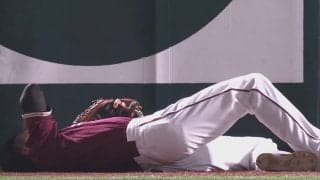 楽天・西川遥輝がフェンス激突　しばらく立ち上がれず、両軍ファンからは拍手