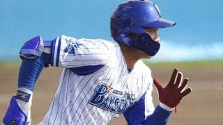 阪神外野アタフタ「なにこれ…エグ」　一瞬の“グラウンド1.5周”が「何やこの脚力」