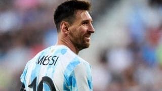 「相変わらず美しい」メッシの妻がバカンスでの家族ショットを披露！息子は“孫悟空”のキャップで登場