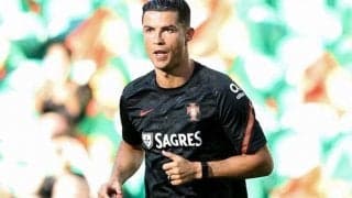 C・ロナウドが下部組織時代からの友人とサウナで「裸の付き合い」 “ととのう”アドバイスも送る