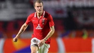 「南野とも対戦してたのかー！」浦和DFショルツがCLの舞台で決めたゴールにファンも驚き「浦和史上最高のCBかも」