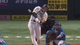 投手も驚きガックリ…　鷹柳田、理解不能の“変態弾”は「何であれ入るの？」