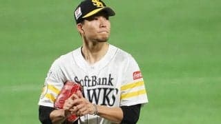 鷹・千賀滉大、右肘の張りで緊急降板　藤本監督「握力が入らなくなった」