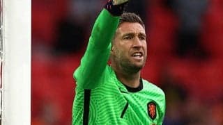 アヤックス、鼠径部手術でシーズン大半を棒に振った39歳GKステケレンブルフと1年契約延長