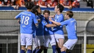 長谷川竜也の2アシストでJ2首位返り咲き！ 横浜FCが仙台・新潟との「頂上決戦2連戦」を制してJ1復帰へ弾み！