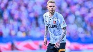 【浦和】背番号10・モーベルグが「神の一振り」!  90分の「ワールドクラス土壇場FK」でヴィッセル神戸を下す!